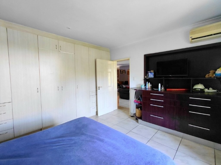 5 Bedroom Property for Sale in Penhill Western Cape